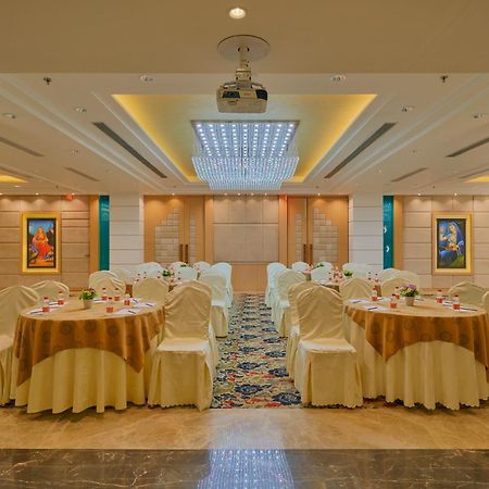 Skk Blu Hotel & Spa Удайпур Экстерьер фото