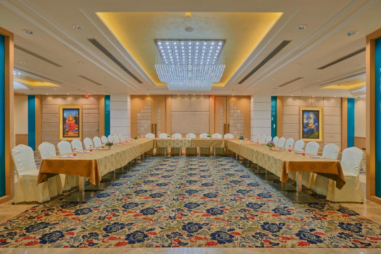 Skk Blu Hotel & Spa Удайпур Экстерьер фото