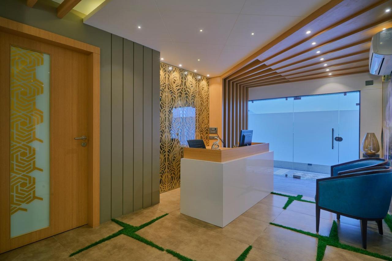 Skk Blu Hotel & Spa Удайпур Экстерьер фото